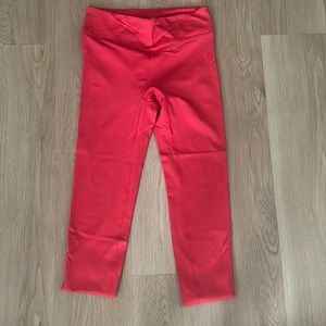 Outdoor Voices red/pink capri leggings